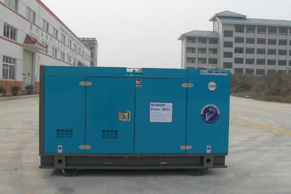 会东发电机租赁如何正确安装空气滤清器？